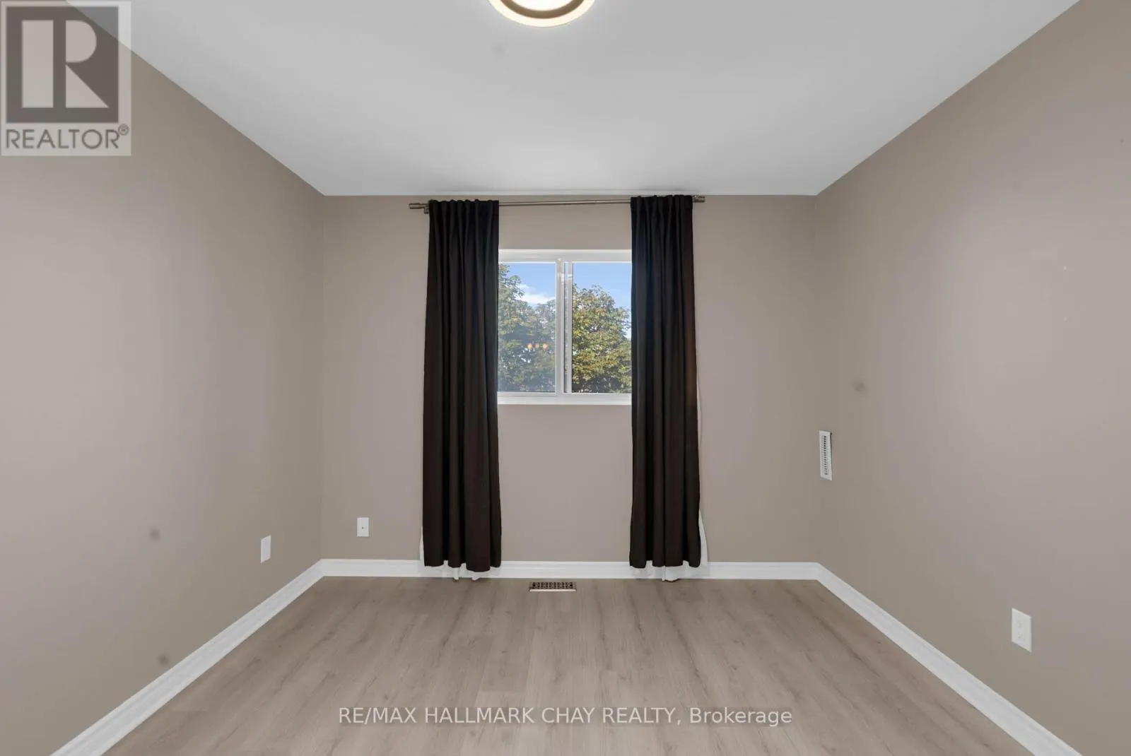 414 - 126 BELL FARM ROAD