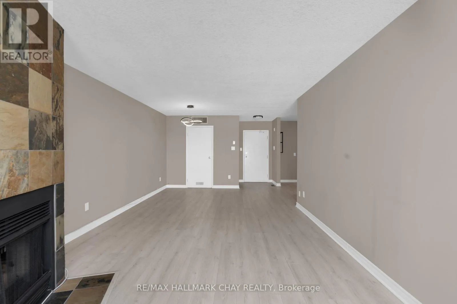 414 - 126 BELL FARM ROAD