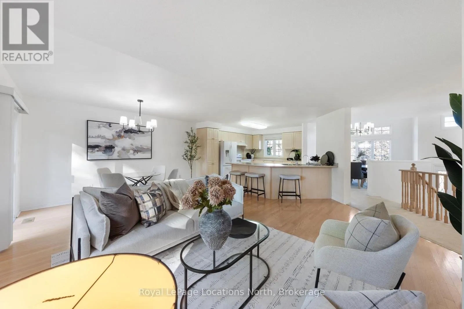 4 TRAILWOOD PLACE