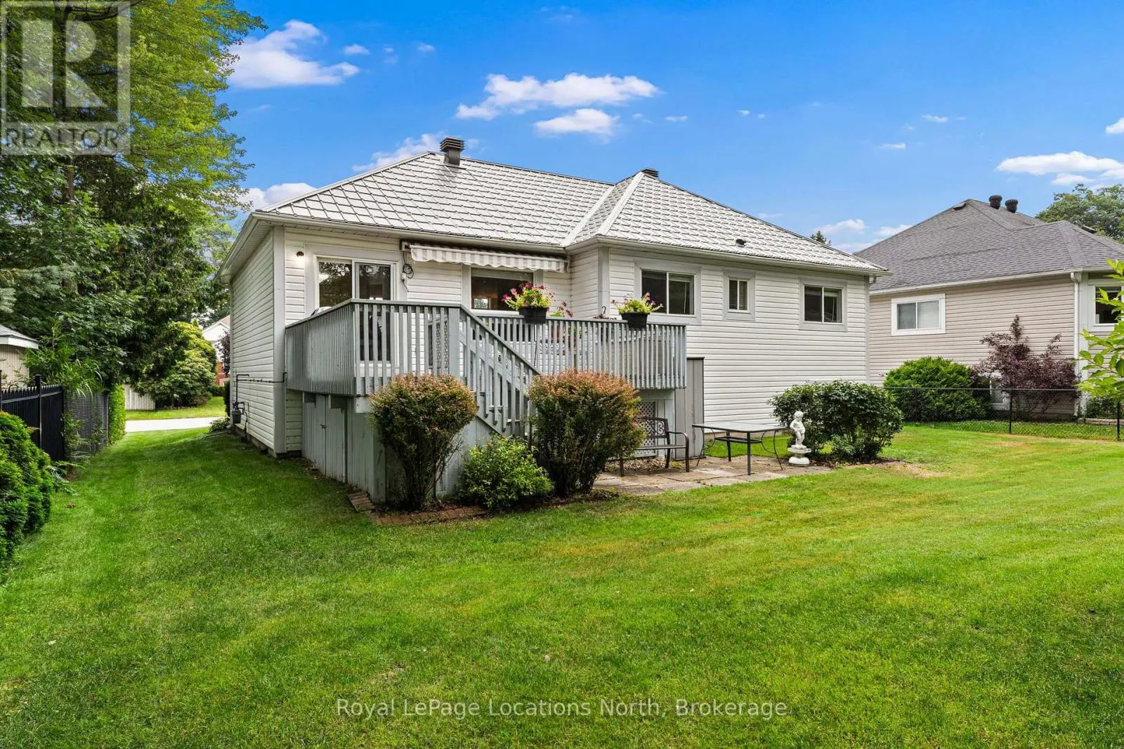 4 TRAILWOOD PLACE