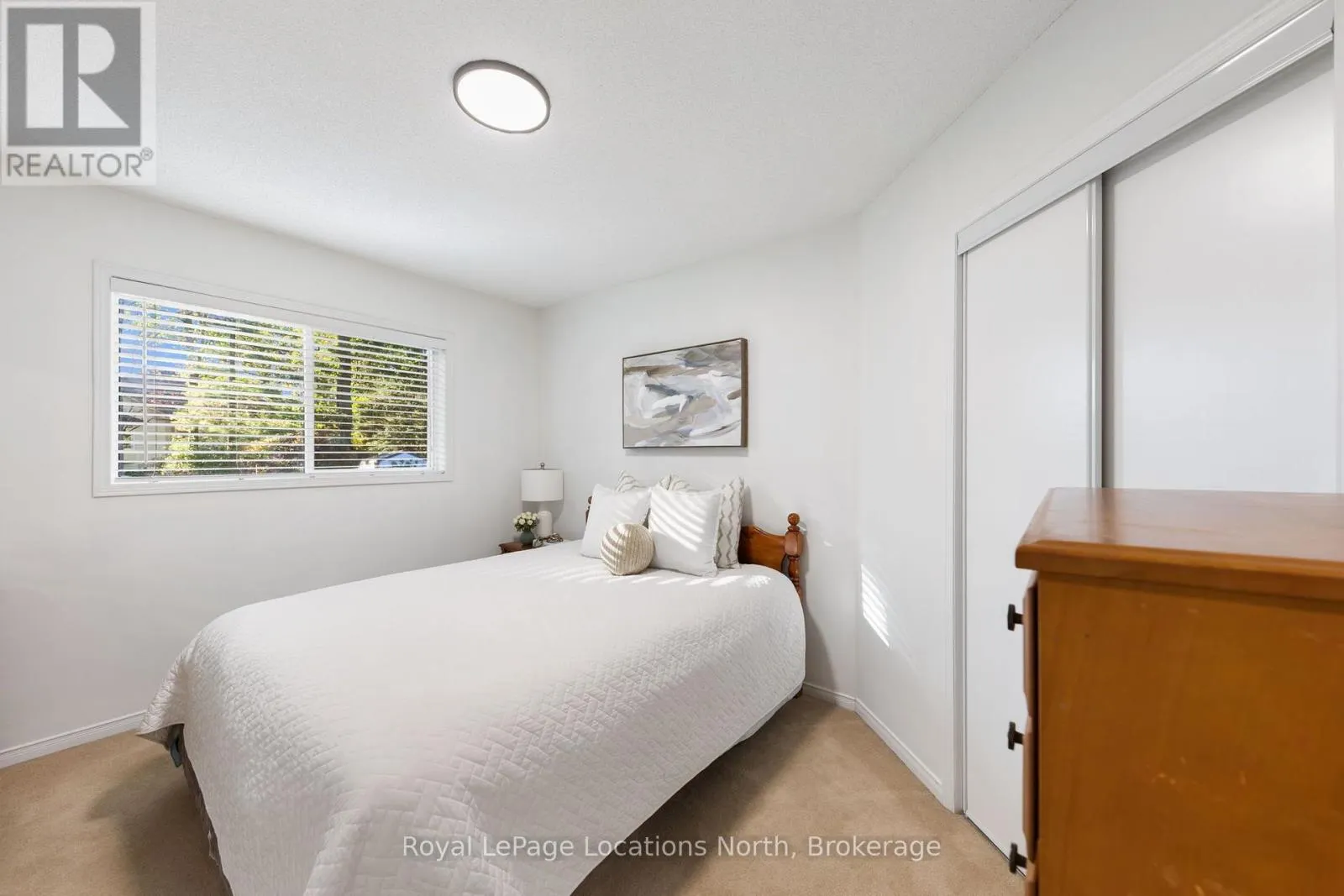 4 TRAILWOOD PLACE