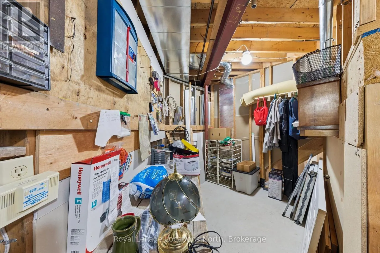 4 TRAILWOOD PLACE