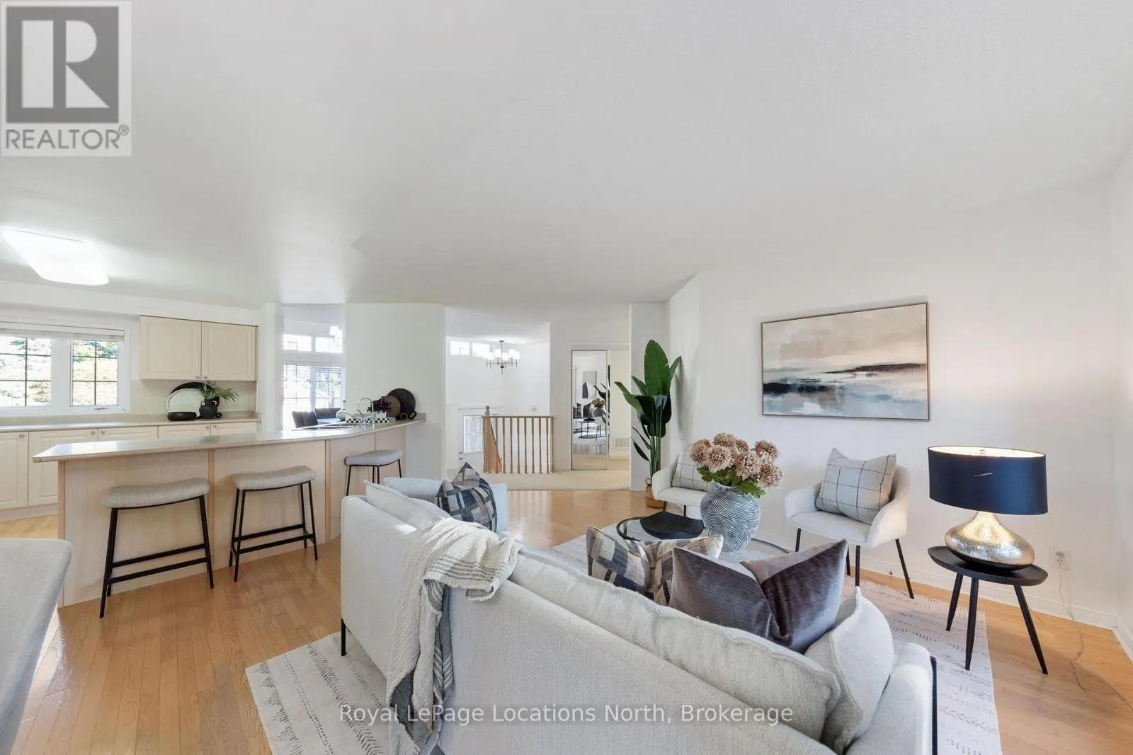 4 TRAILWOOD PLACE