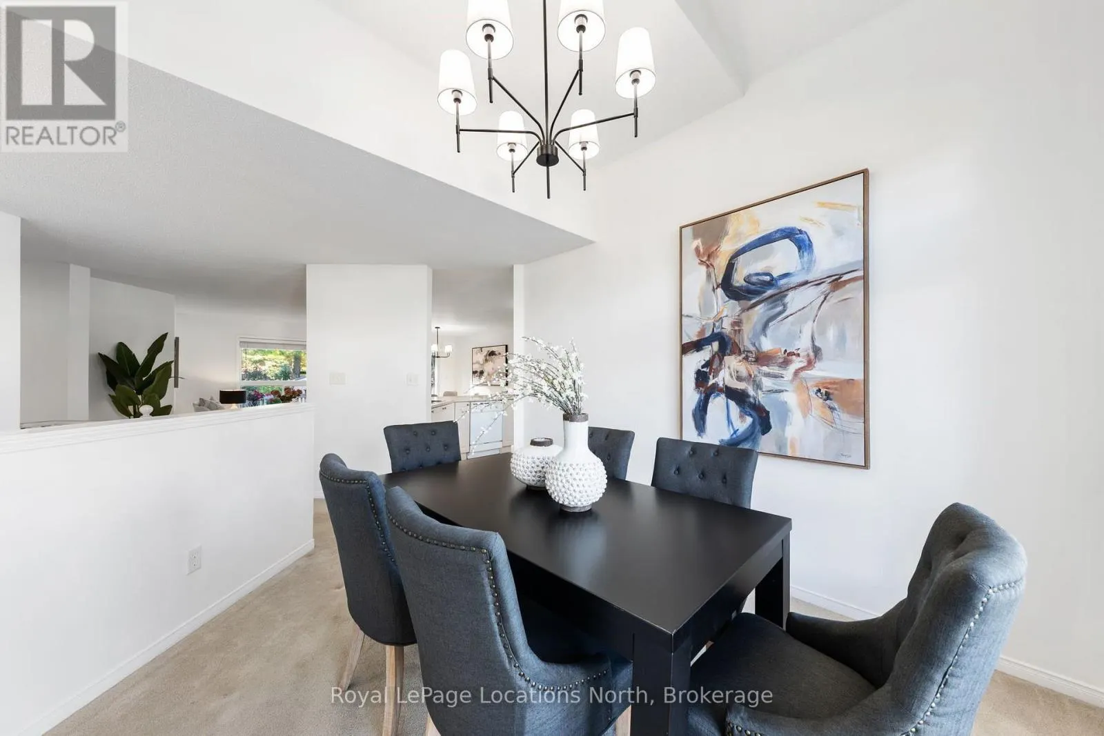 4 TRAILWOOD PLACE