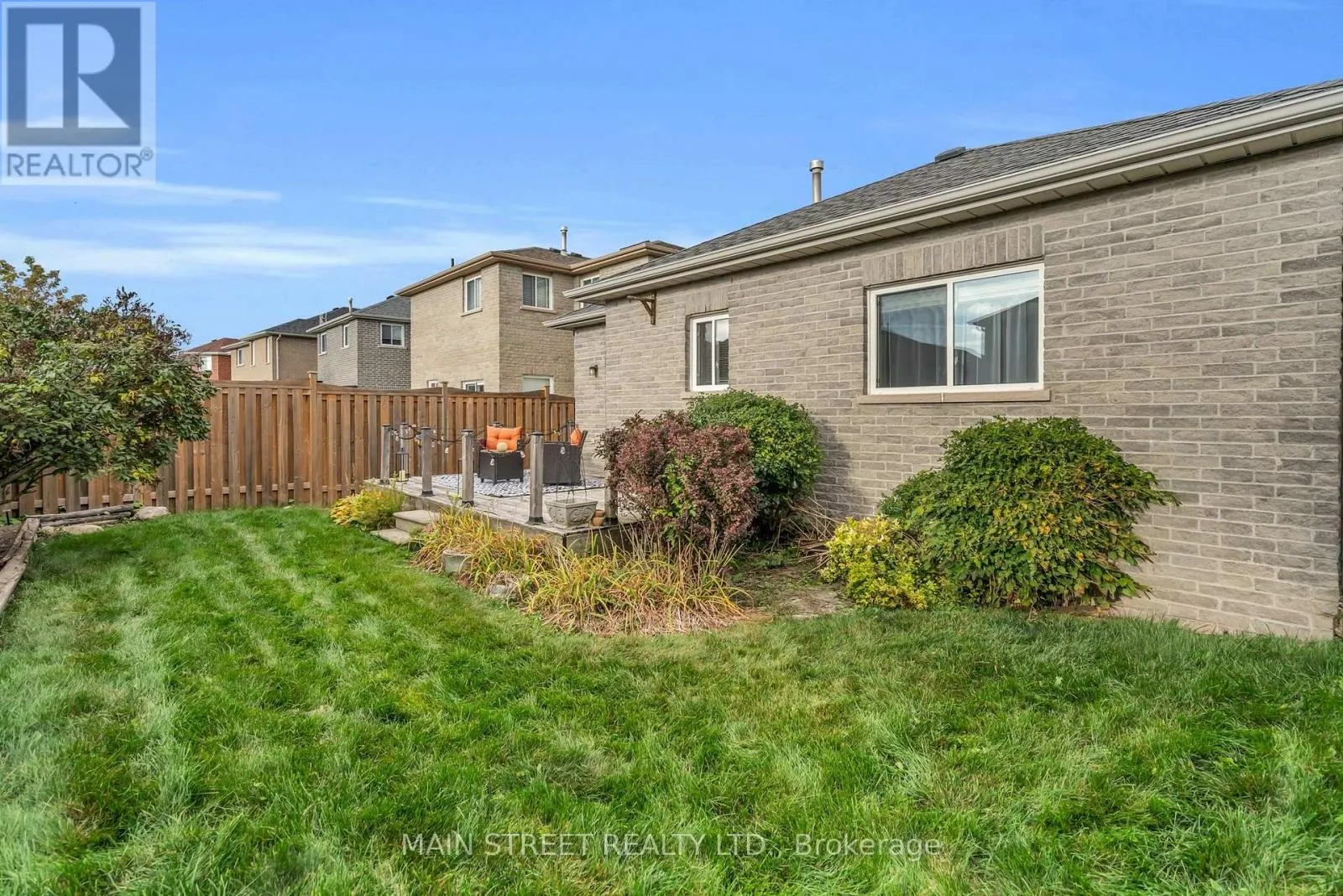27 MAX AVENUE