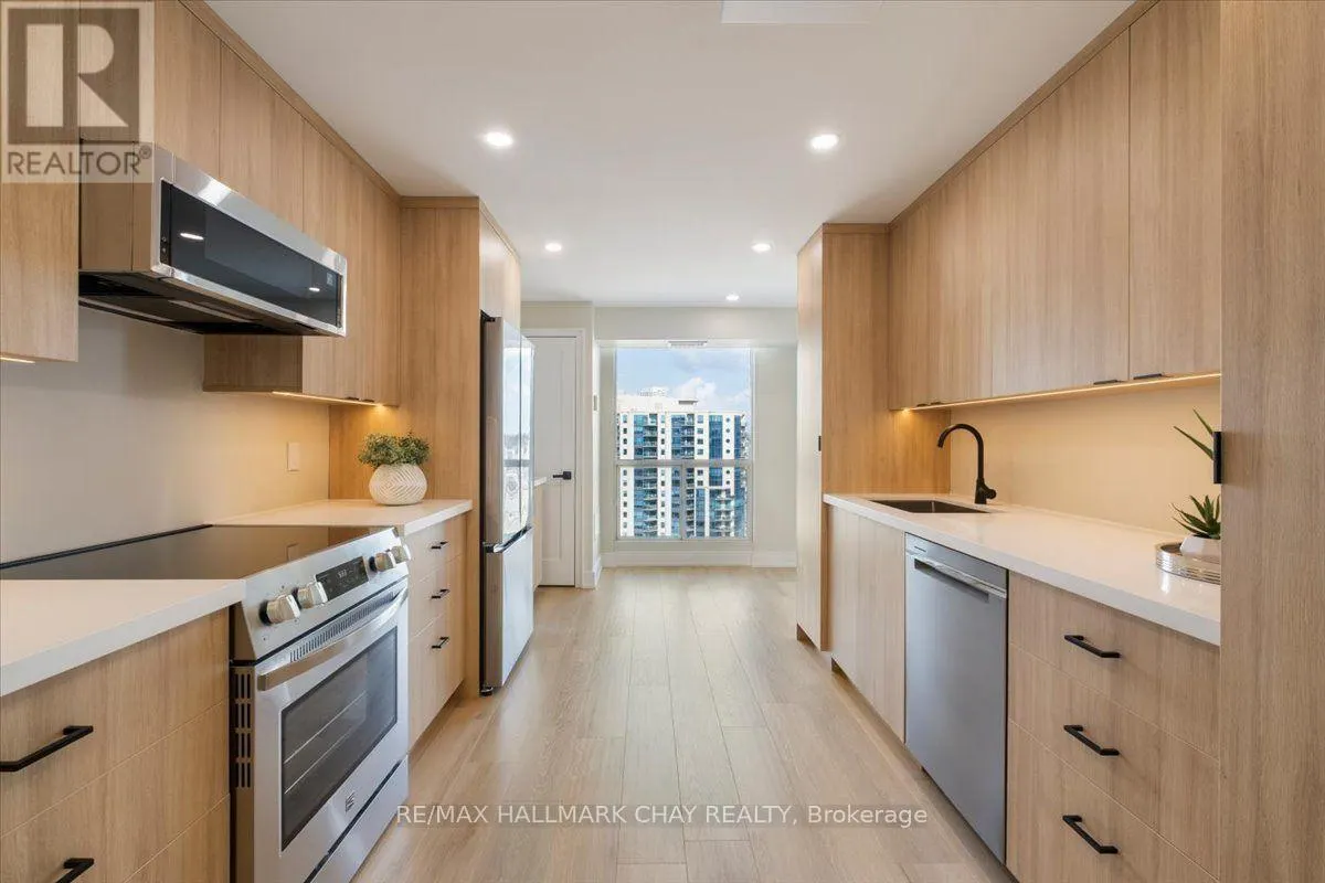 1402 - 65 ELLEN STREET
