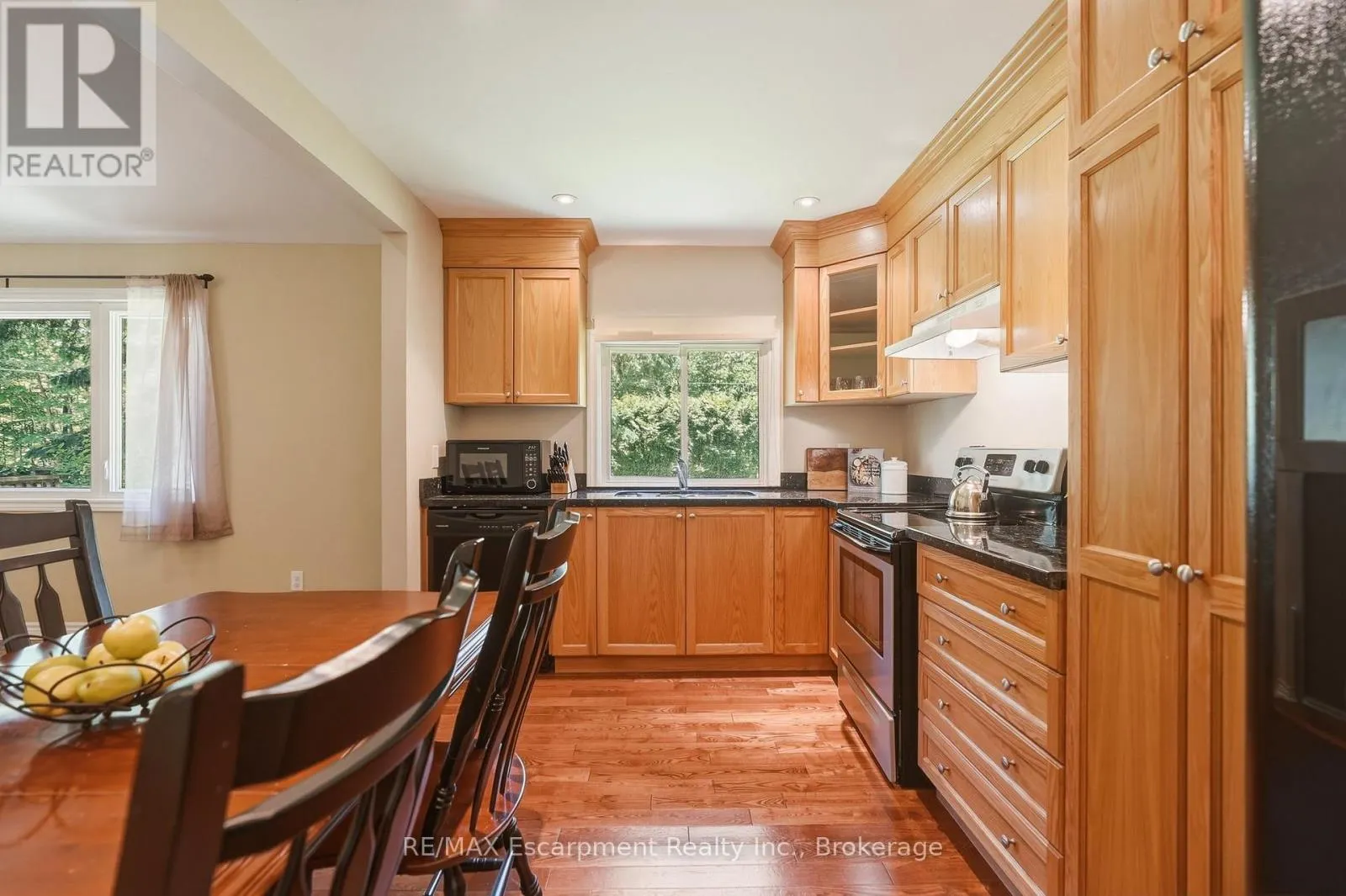 16 HIAWATHA ROAD