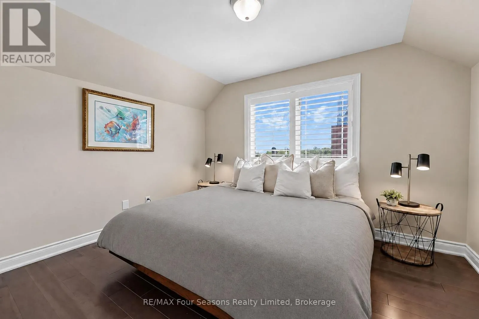 2 SHIPYARD LANE
