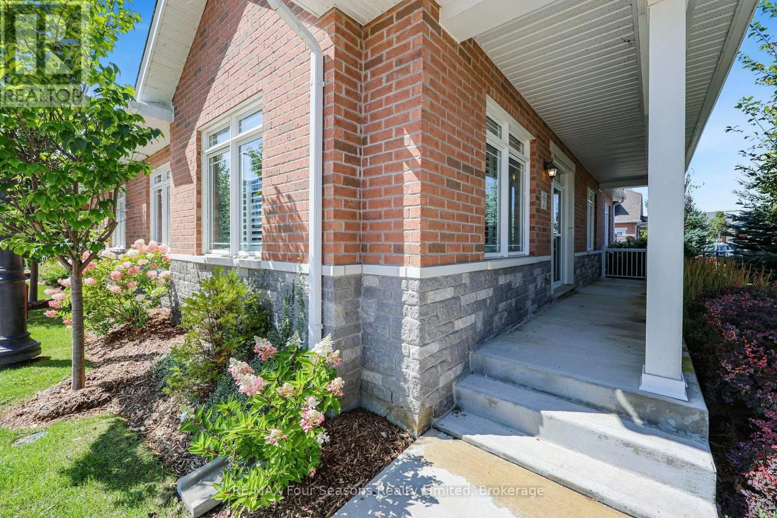 2 SHIPYARD LANE