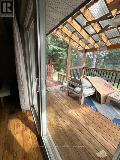UPPER - 189 LITTLE AVENUE