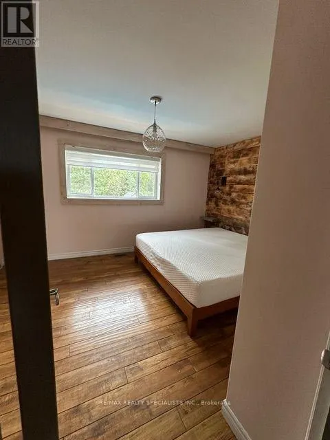 UPPER - 189 LITTLE AVENUE