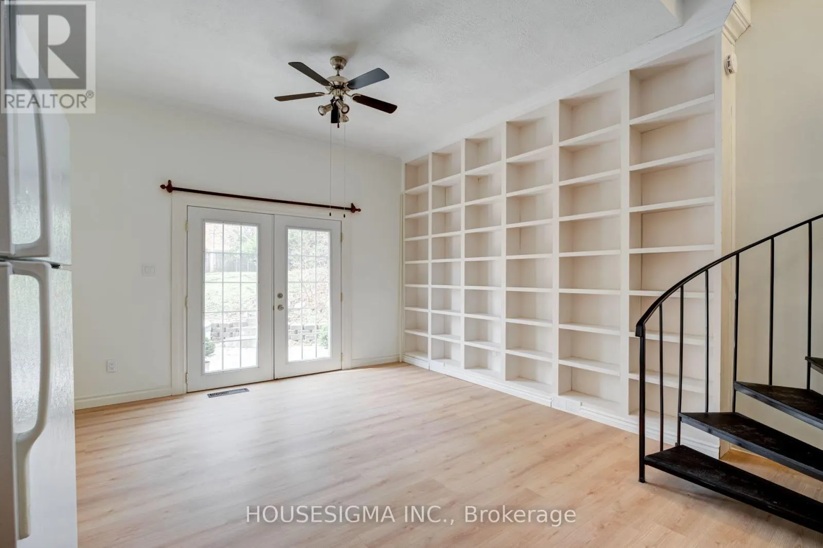 LOFT - 22 DRURY LANE