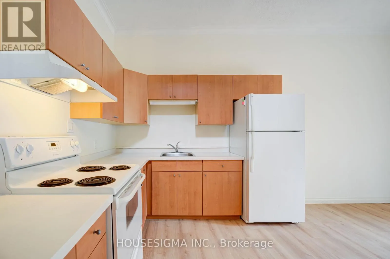 LOFT - 22 DRURY LANE