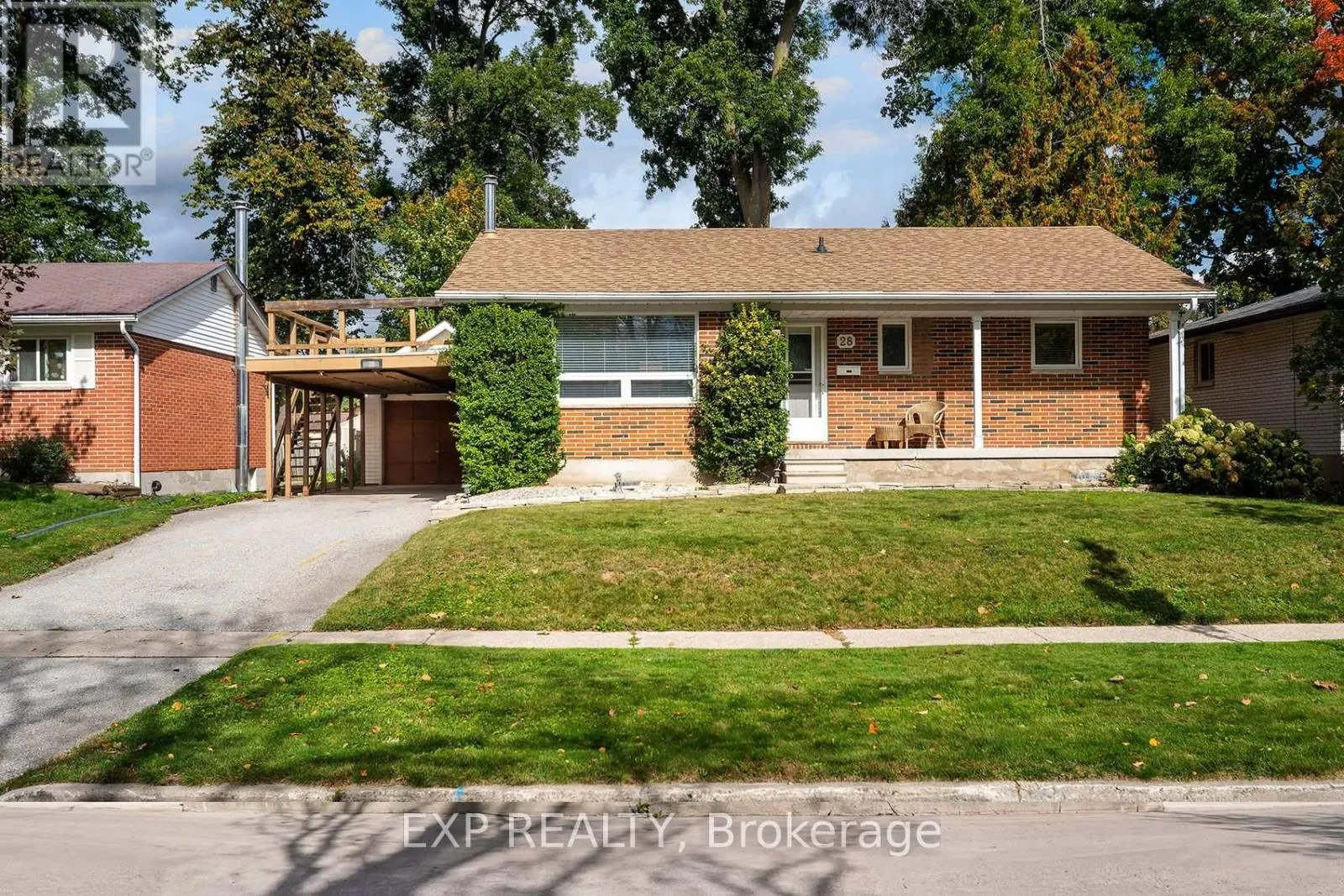 28 ALEXANDER AVENUE