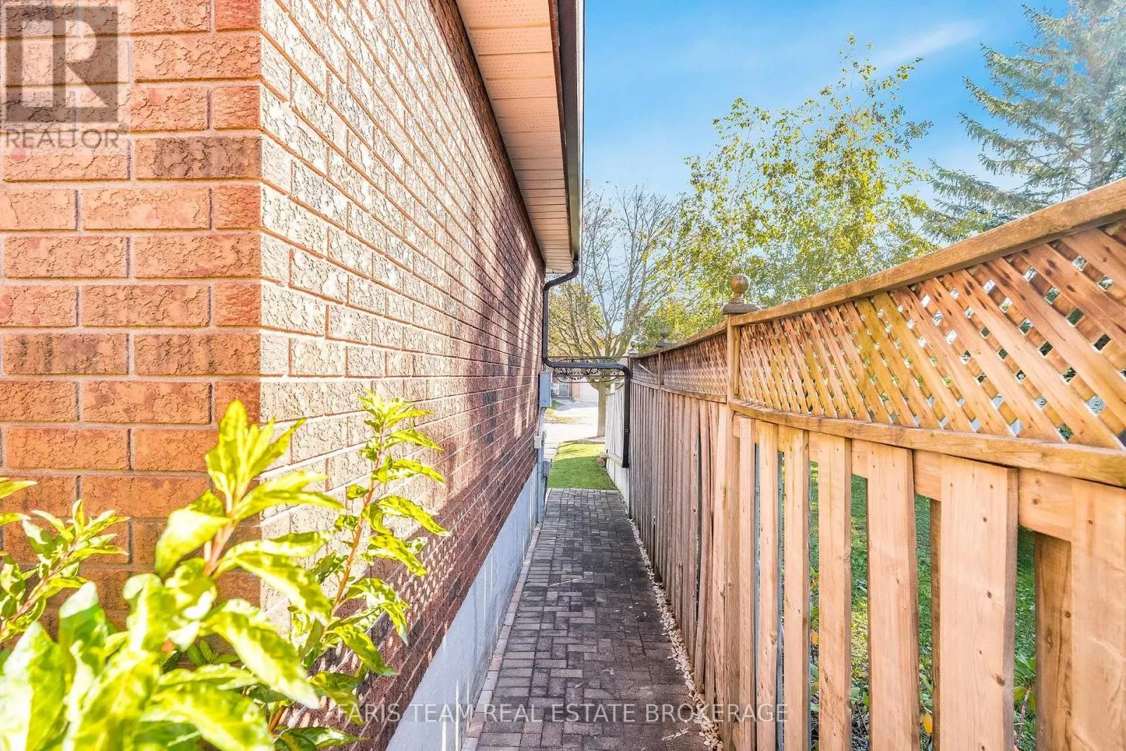 4 O'SHAUGHNESSY CRESCENT