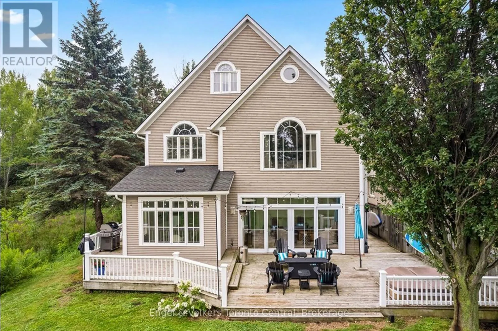 63 GEORGIAN MANOR DRIVE
