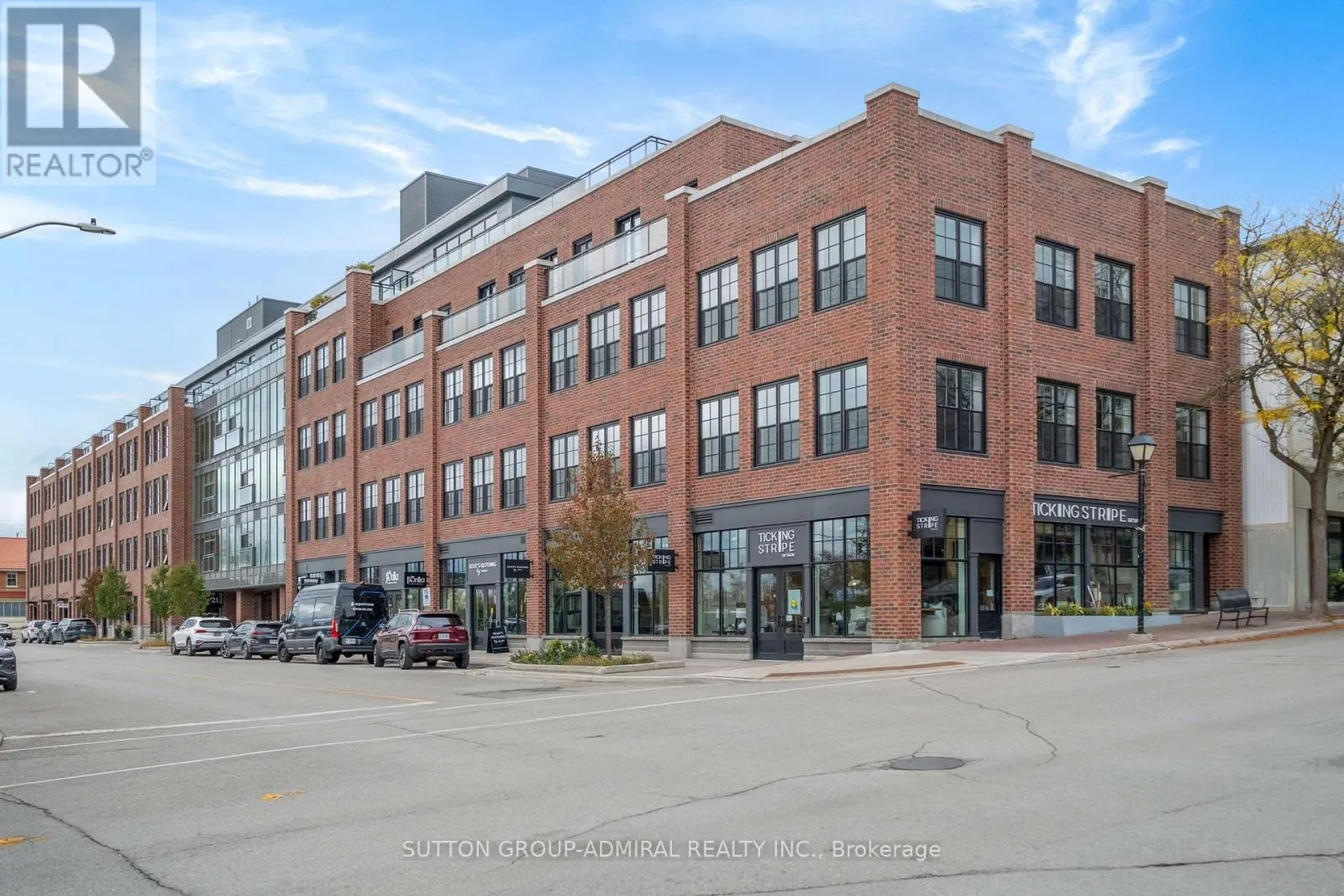 305 - 21 MATCHEDASH STREET