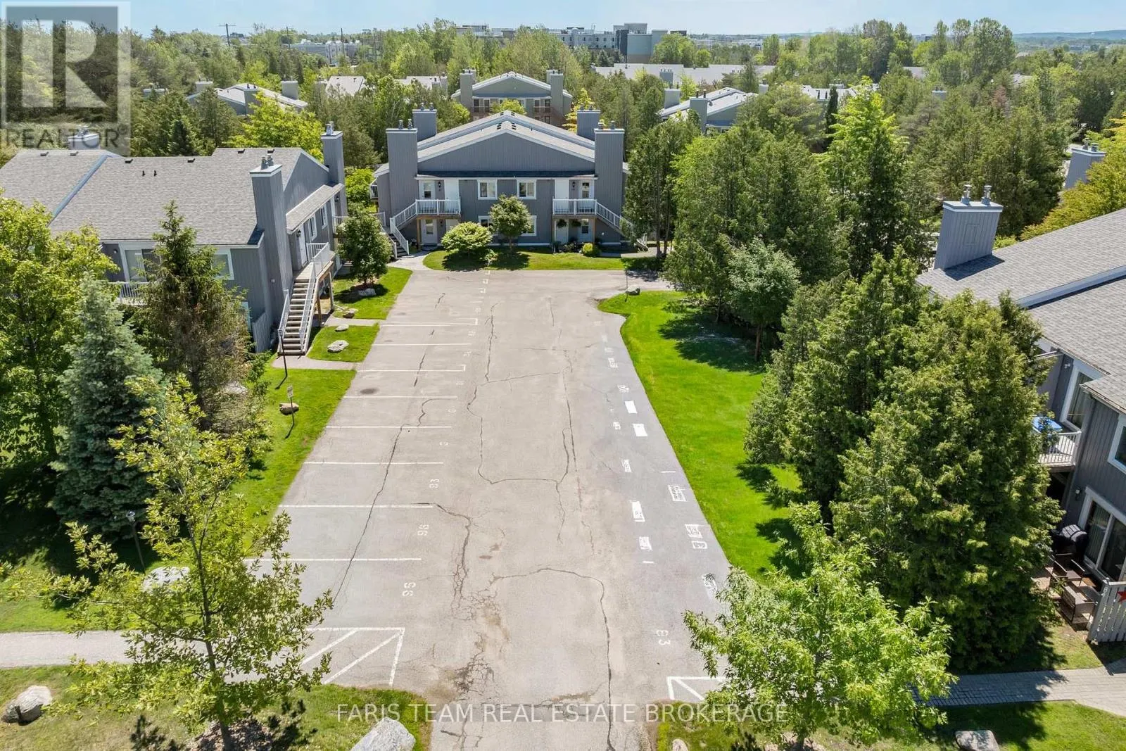 84 - 23 DAWSON DRIVE