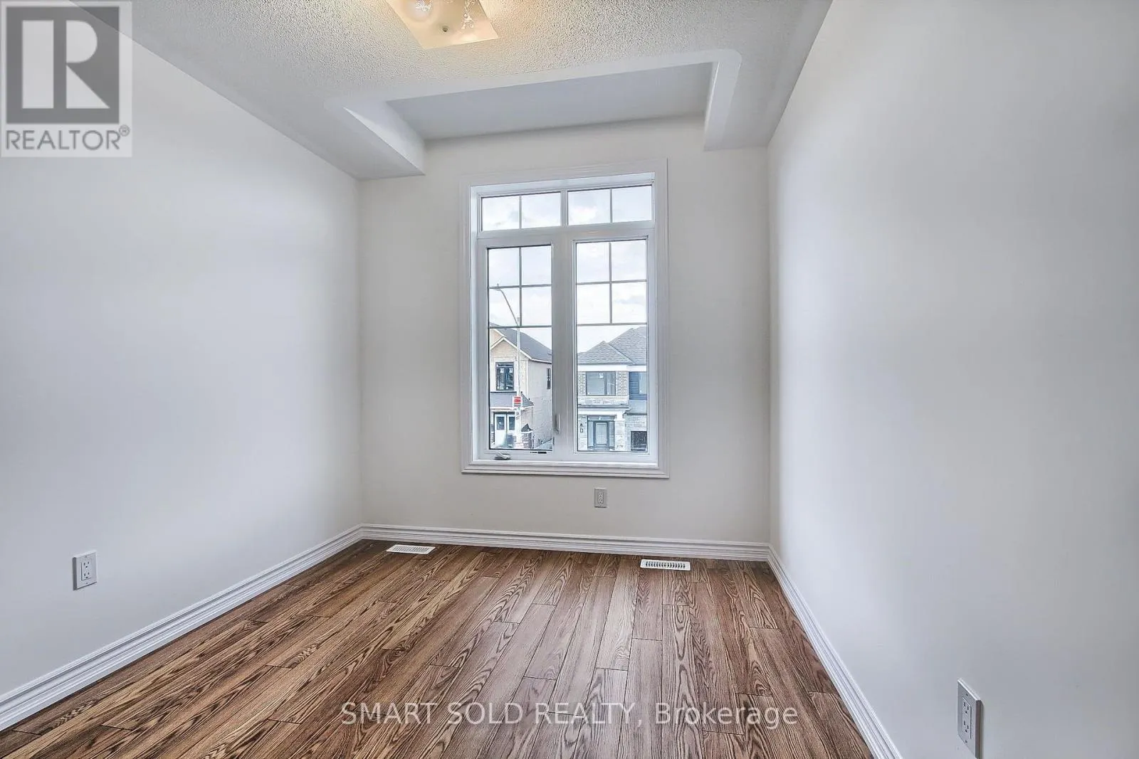 15 DURHAM AVENUE