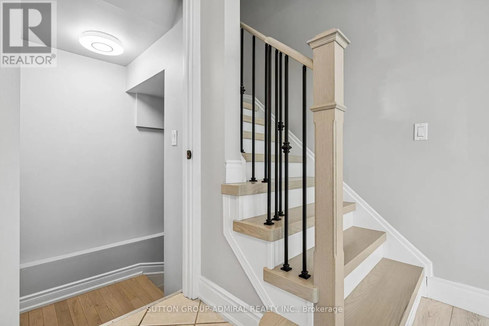 39 CHURCHLAND DRIVE