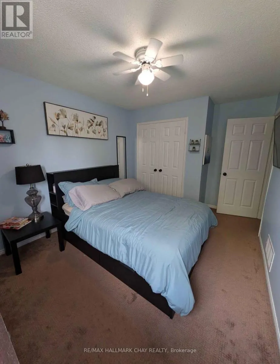 61 CARRUTHERS CRESCENT