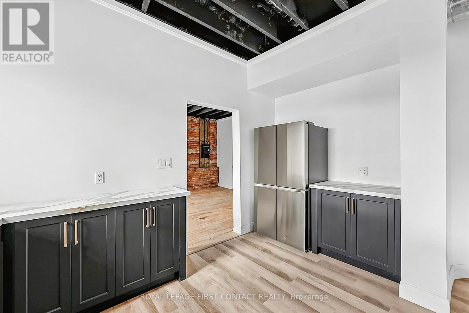 PENTHOUSE - 87 MAIN STREET