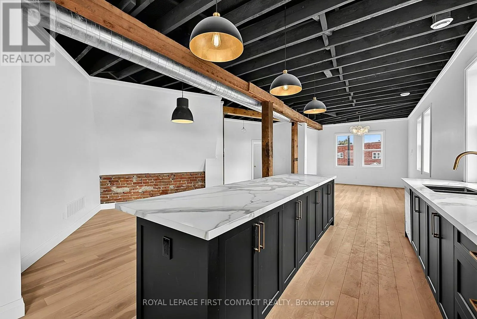 PENTHOUSE - 87 MAIN STREET