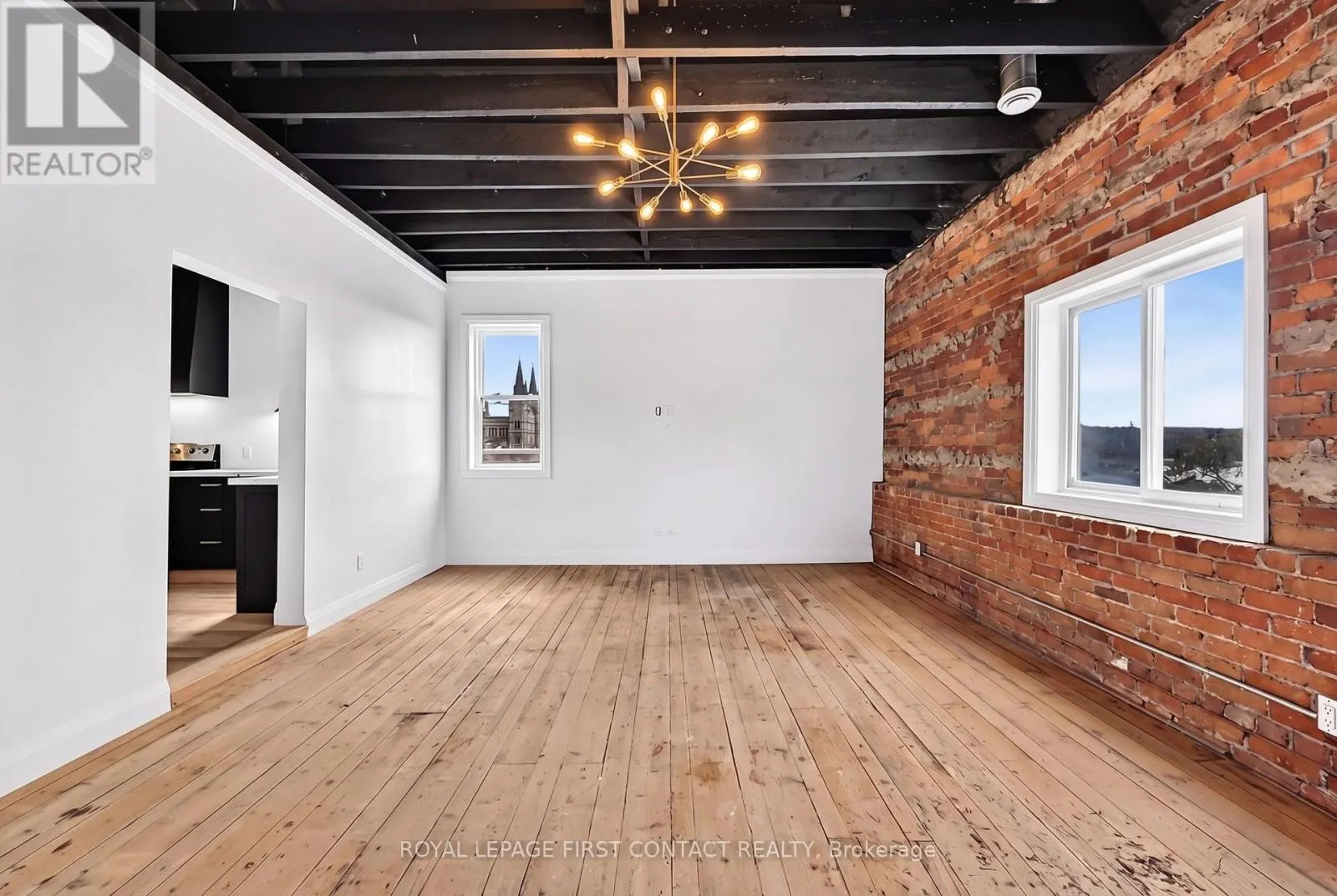 PENTHOUSE - 87 MAIN STREET