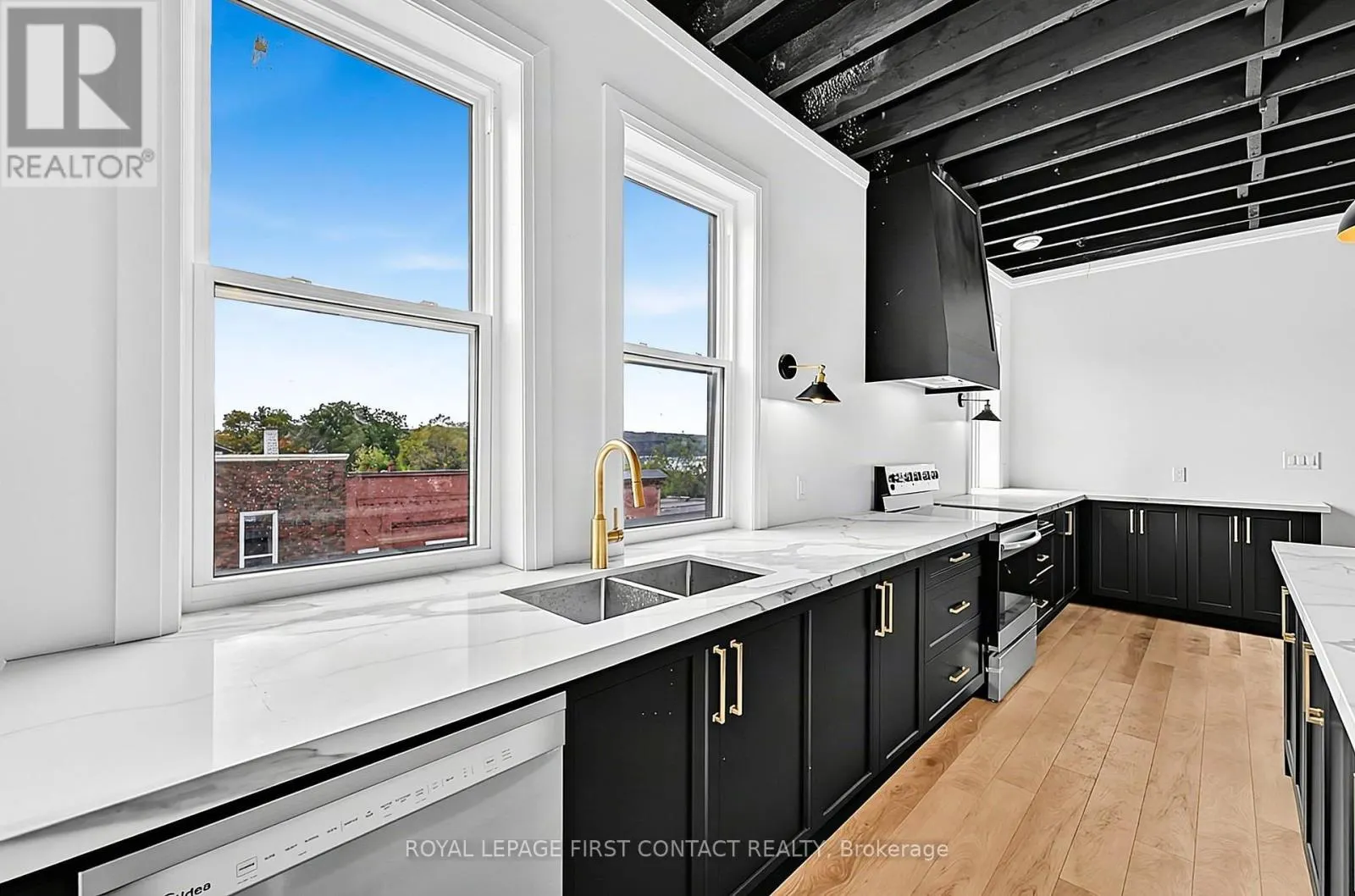 PENTHOUSE - 87 MAIN STREET