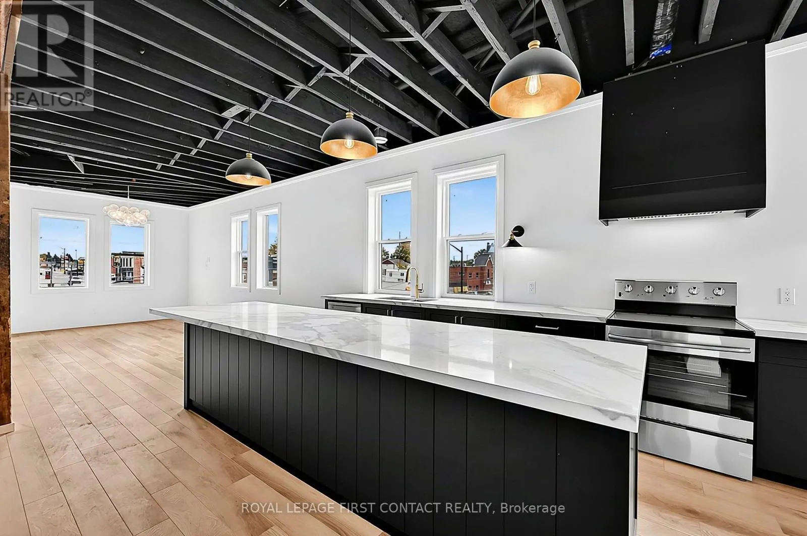PENTHOUSE - 87 MAIN STREET