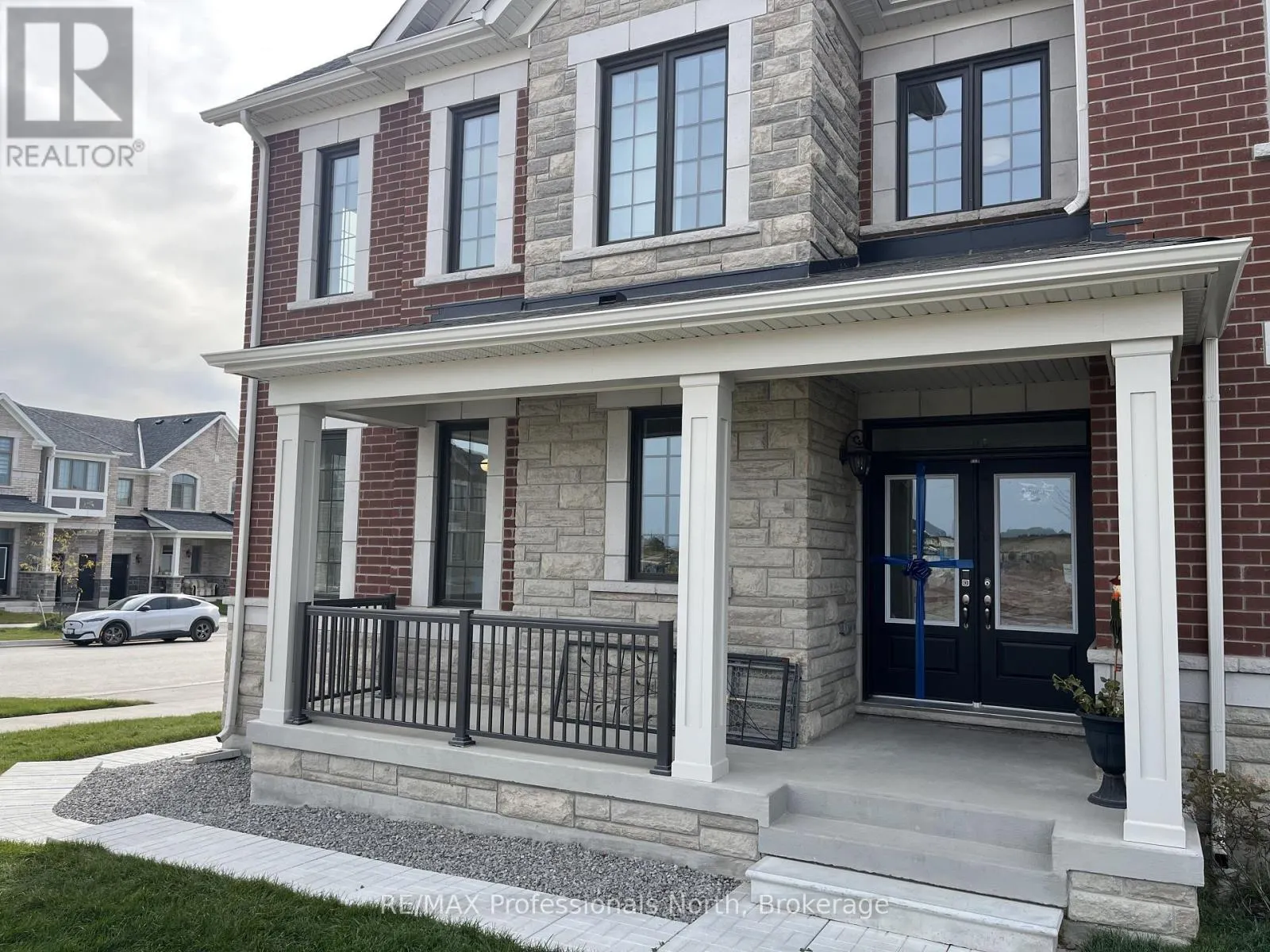 62 LOWER STREET