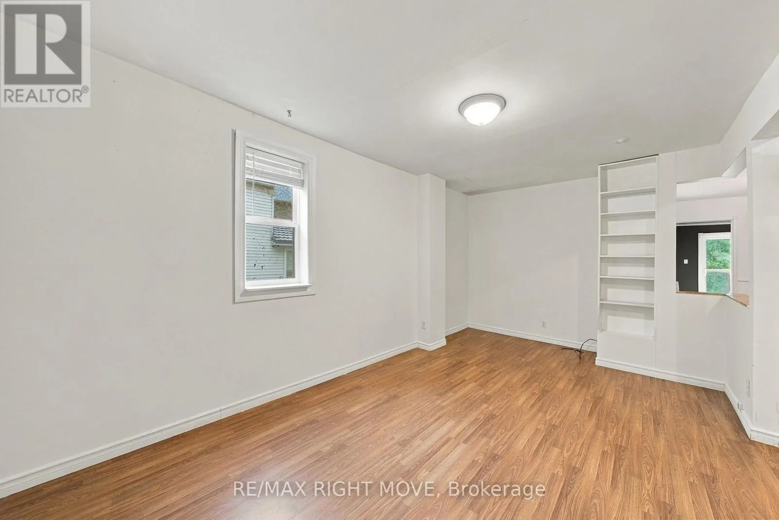173 BARRIE ROAD