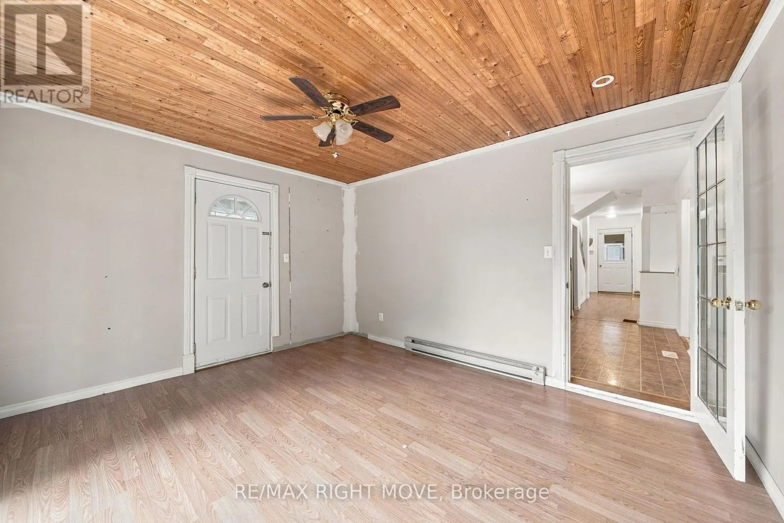 173 BARRIE ROAD