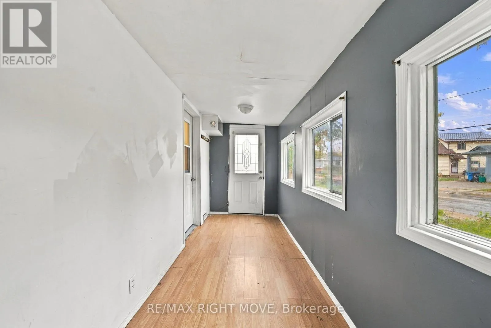 173 BARRIE ROAD