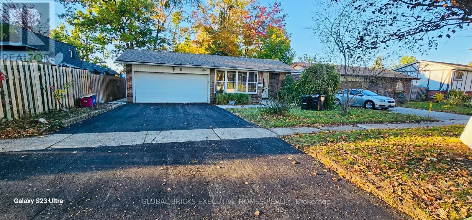 4 VIRGILWOOD CRESCENT