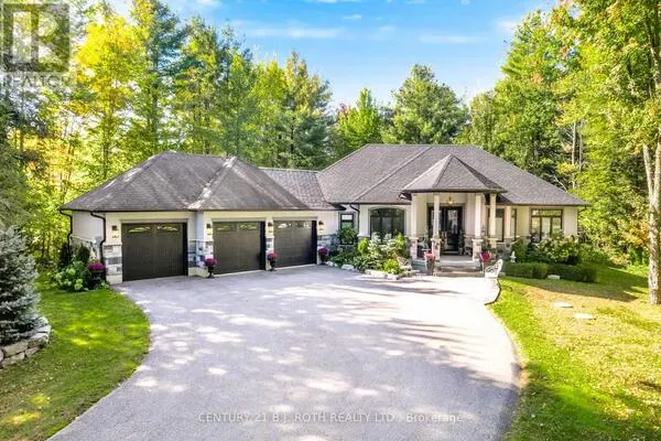 2 SYCAMORE CIRCLE
