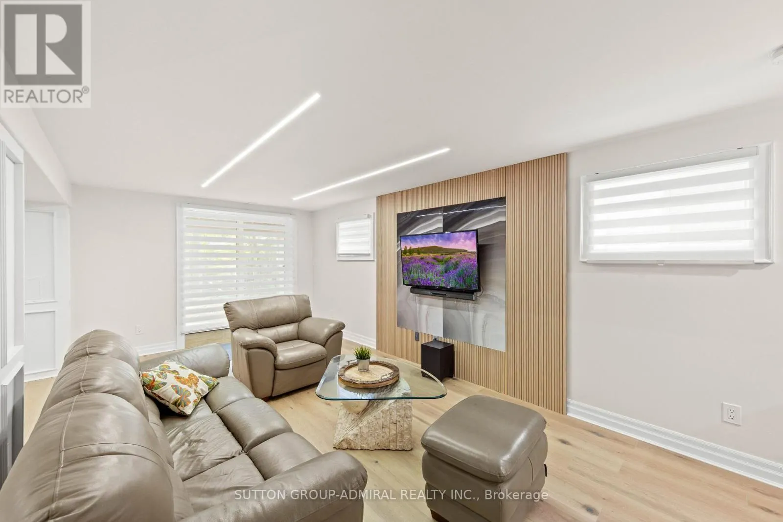 16 OAKMONT AVENUE