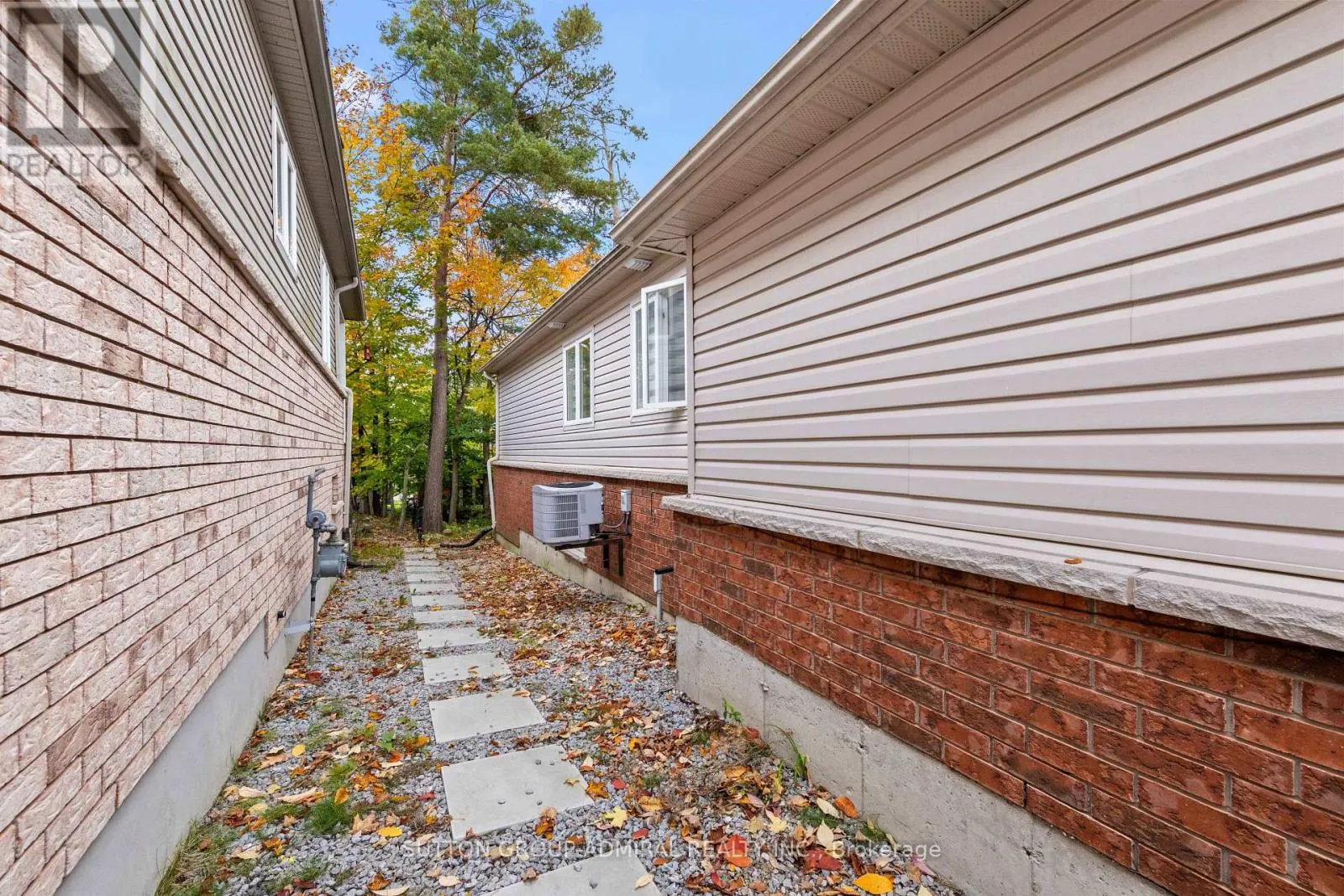 16 OAKMONT AVENUE