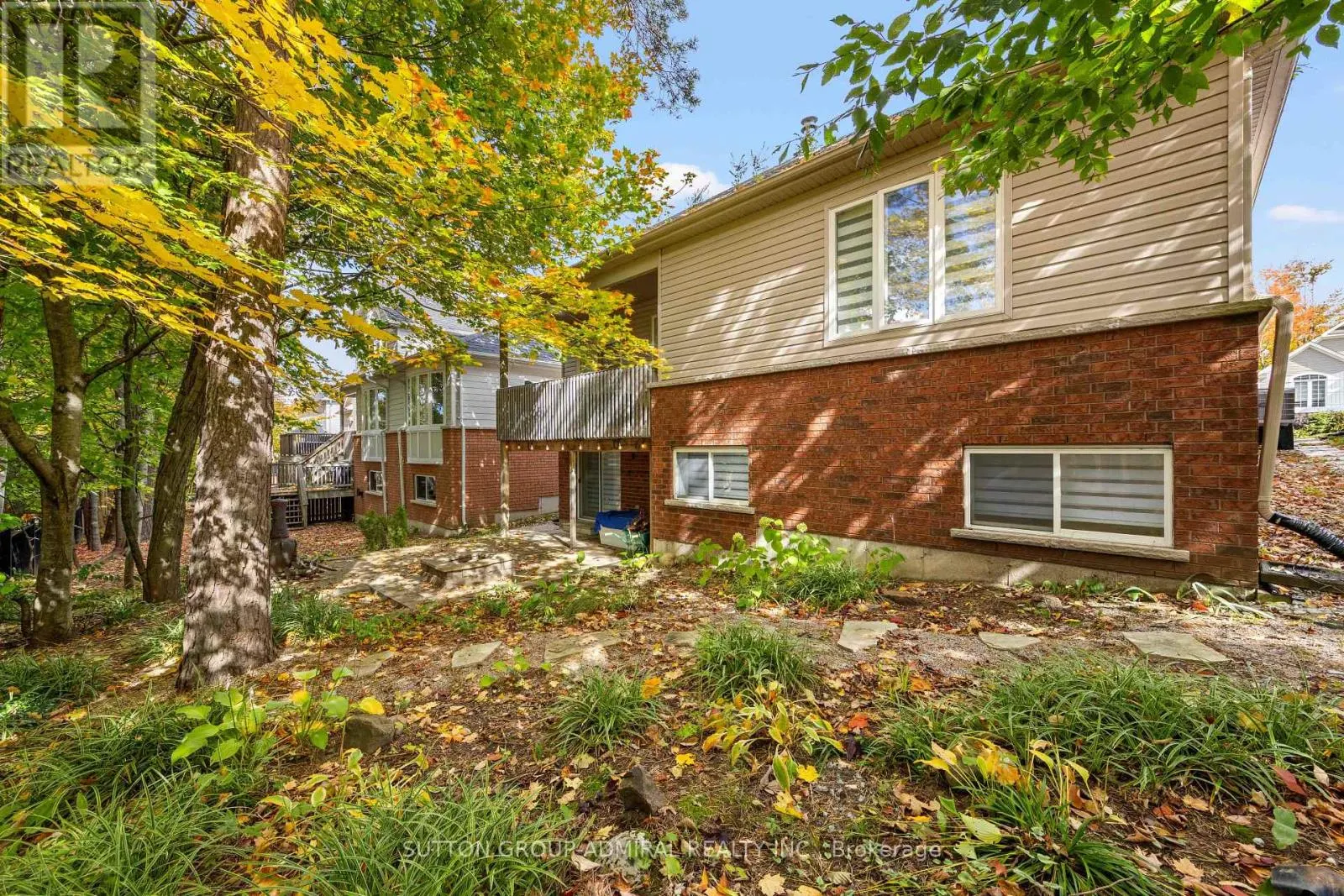 16 OAKMONT AVENUE