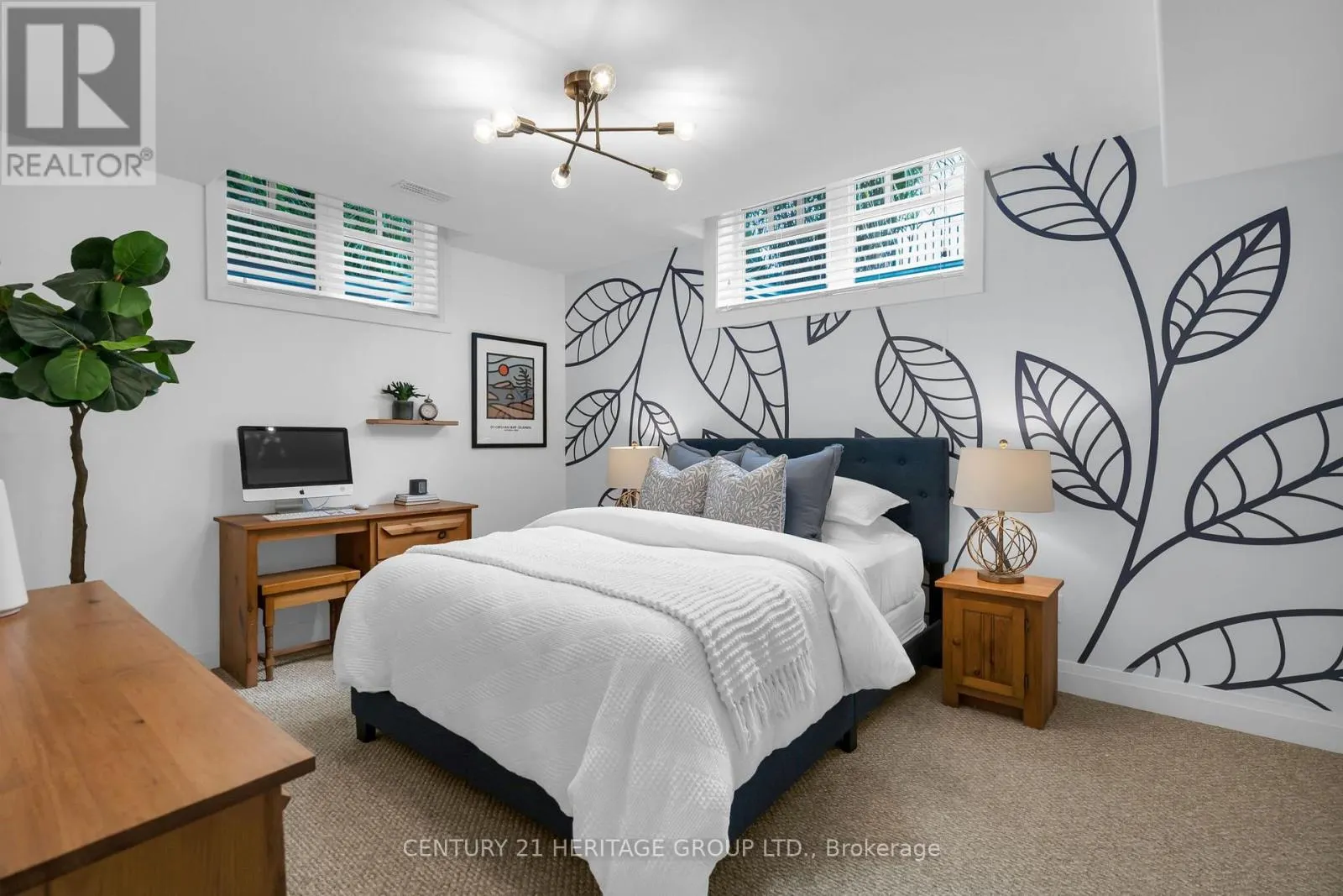 39 LANDSCAPE DRIVE