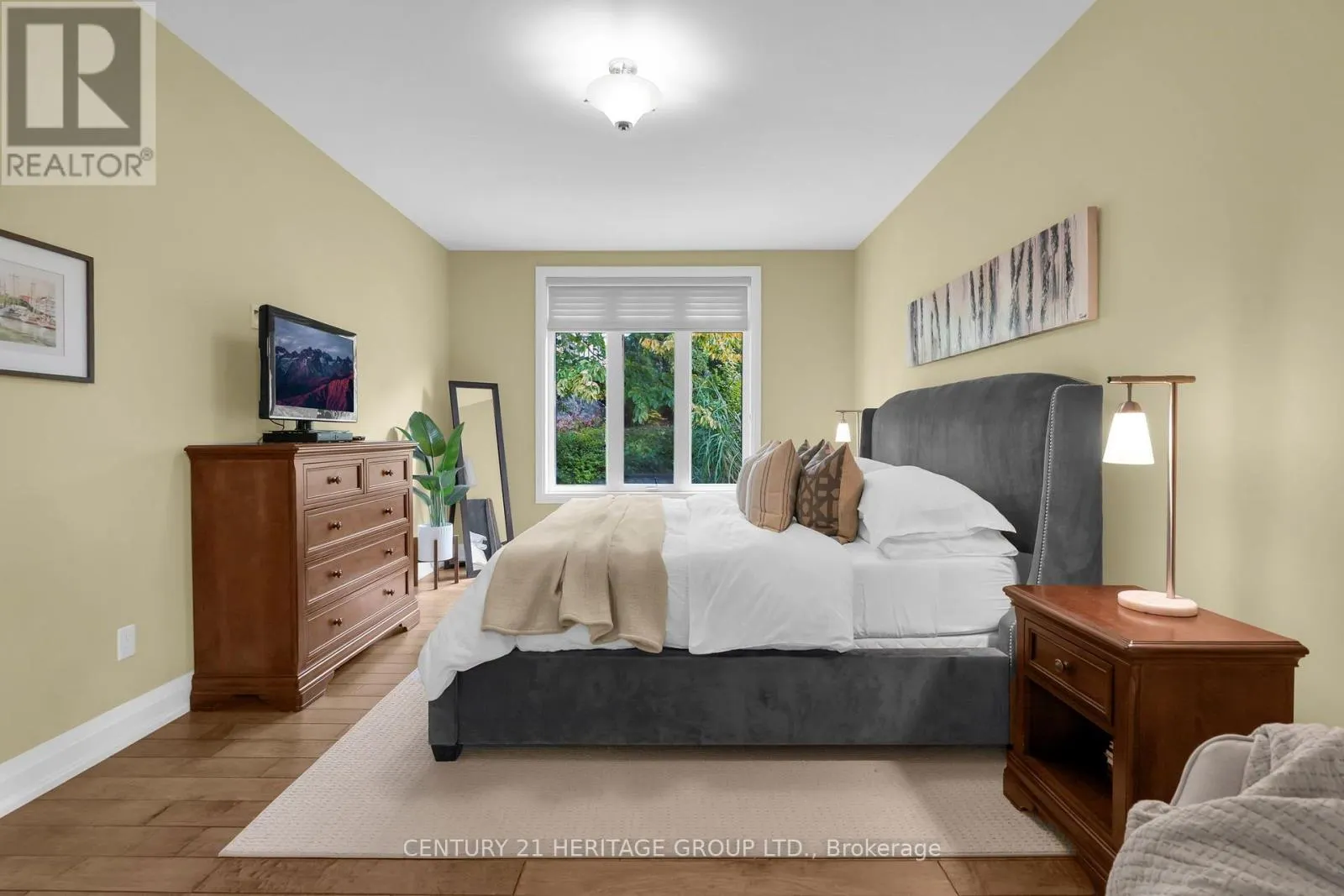 39 LANDSCAPE DRIVE