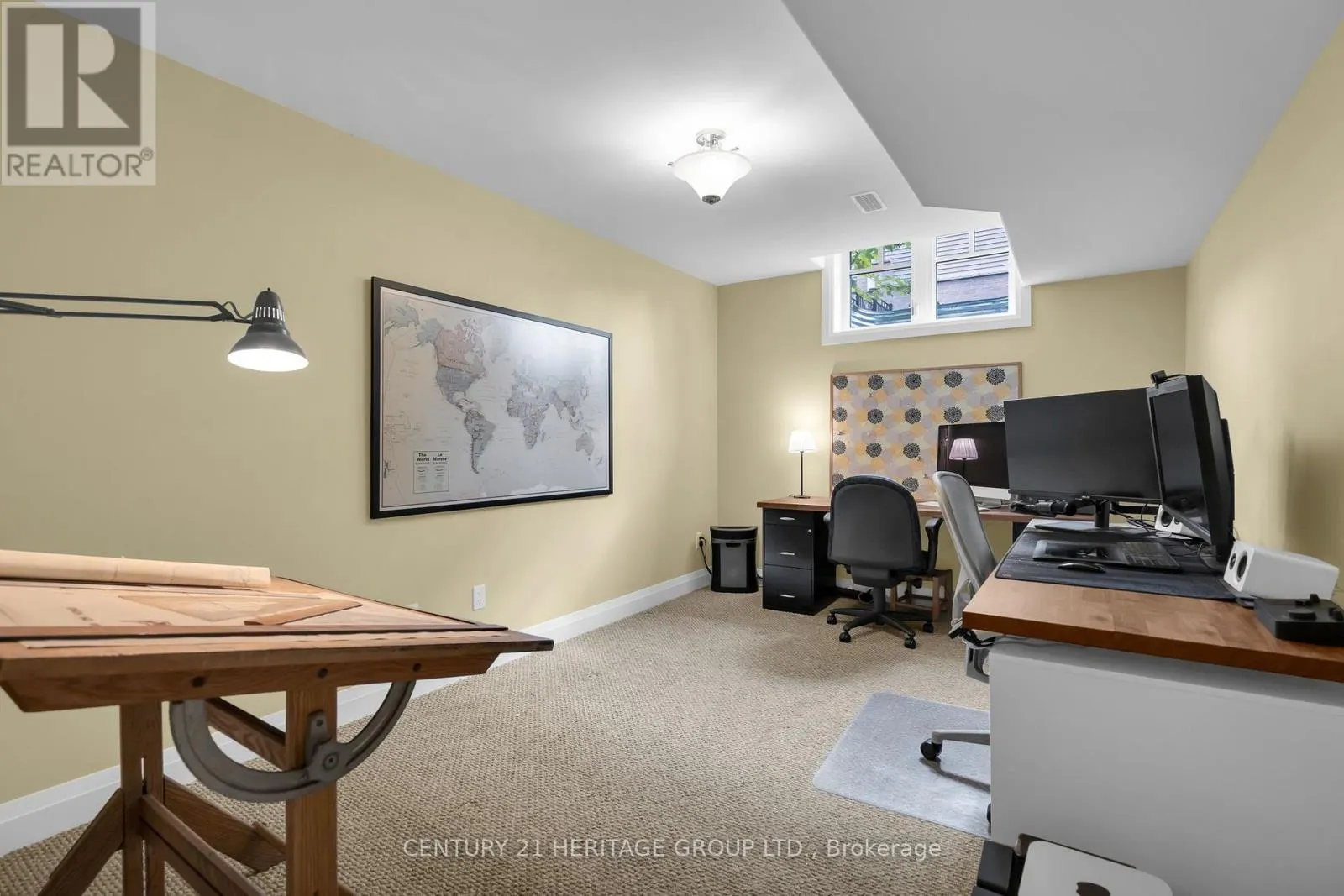 39 LANDSCAPE DRIVE