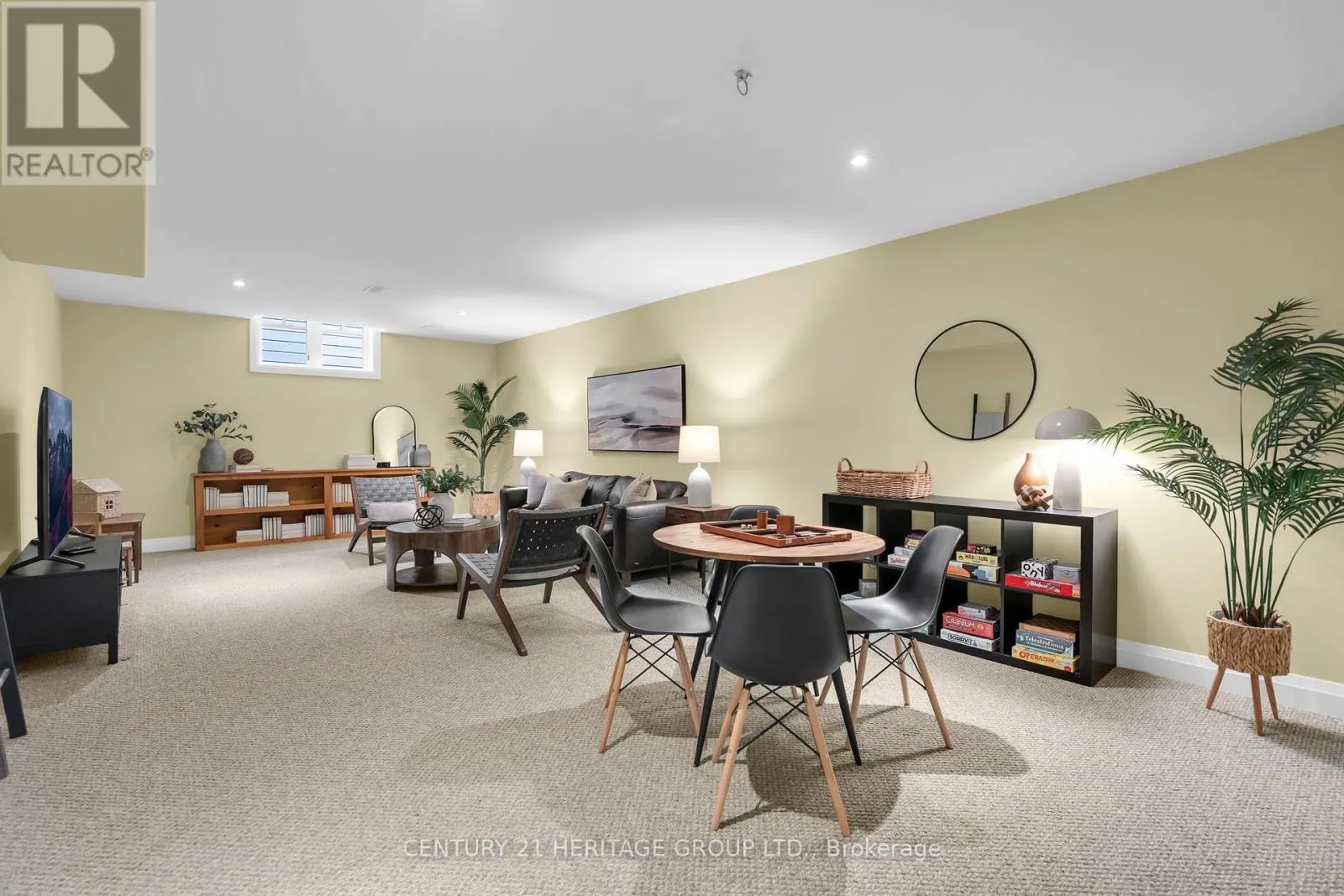 39 LANDSCAPE DRIVE
