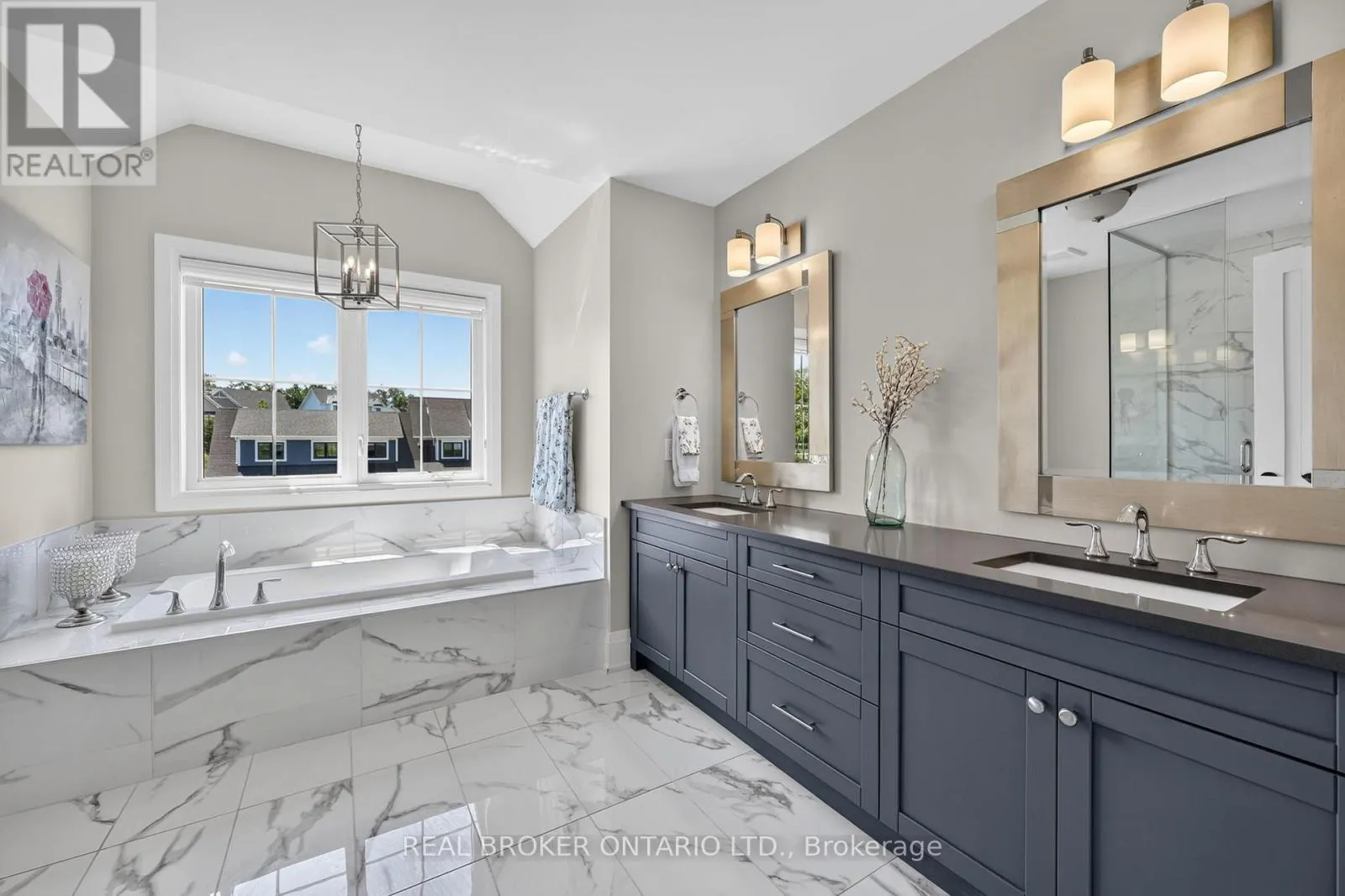 29 THOROUGHBRED DRIVE