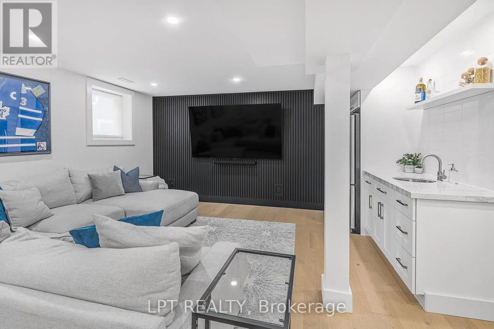 68 49TH STREET N