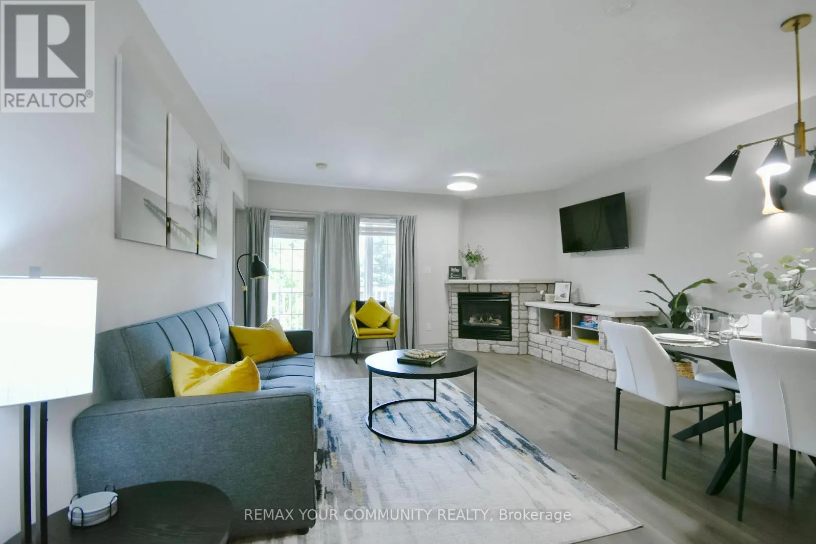 2494/95 - 90 HIGHLAND DRIVE