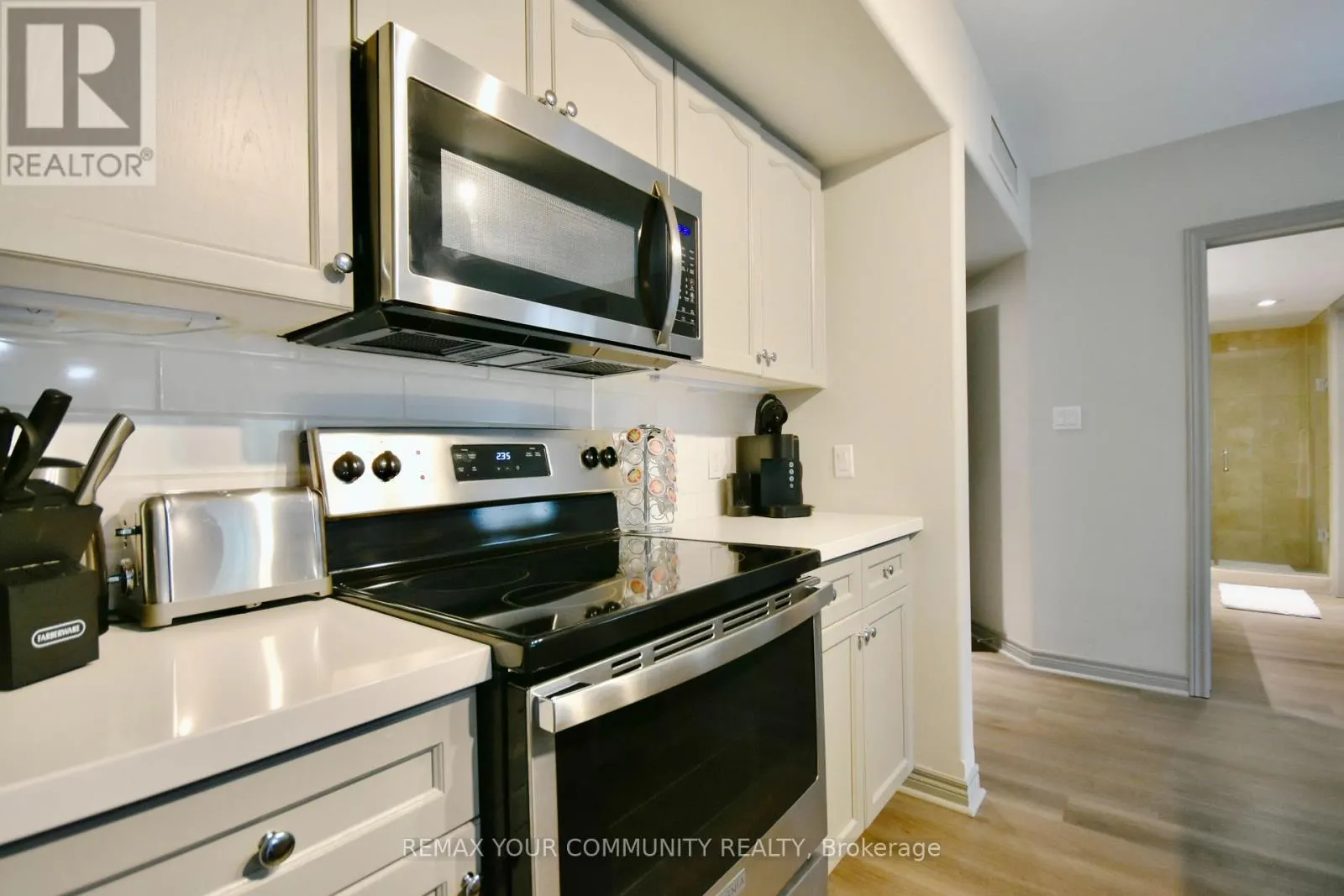 2494/95 - 90 HIGHLAND DRIVE