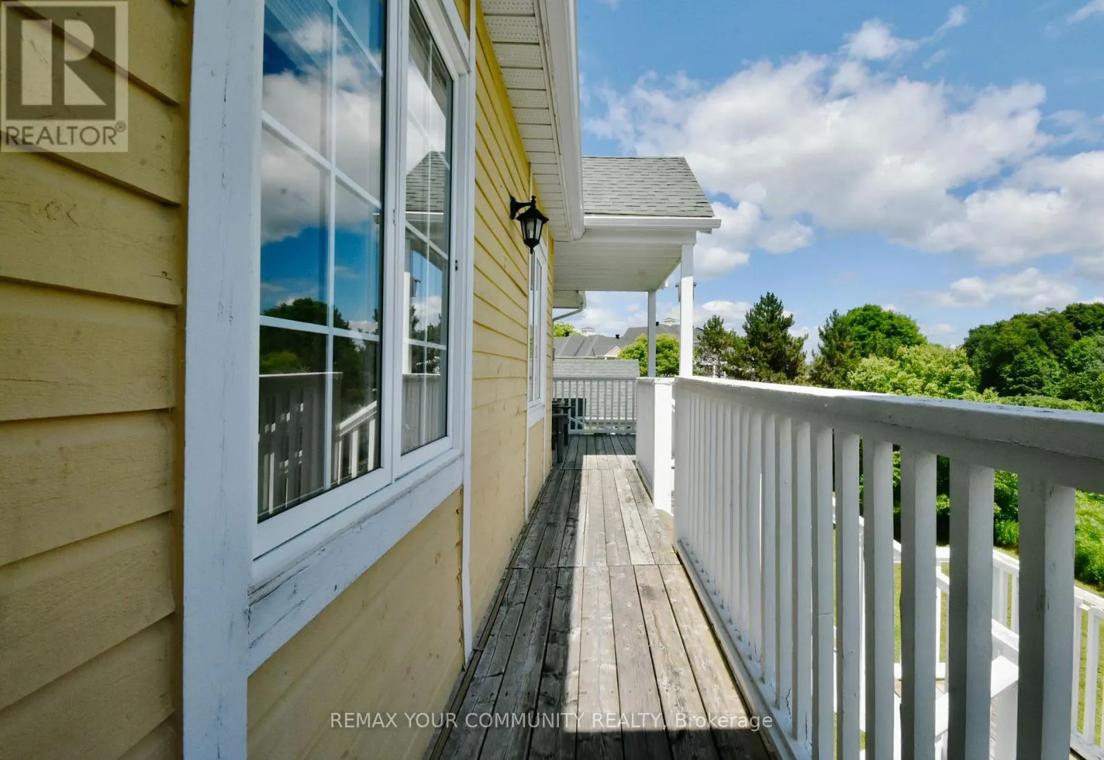 2494/95 - 90 HIGHLAND DRIVE