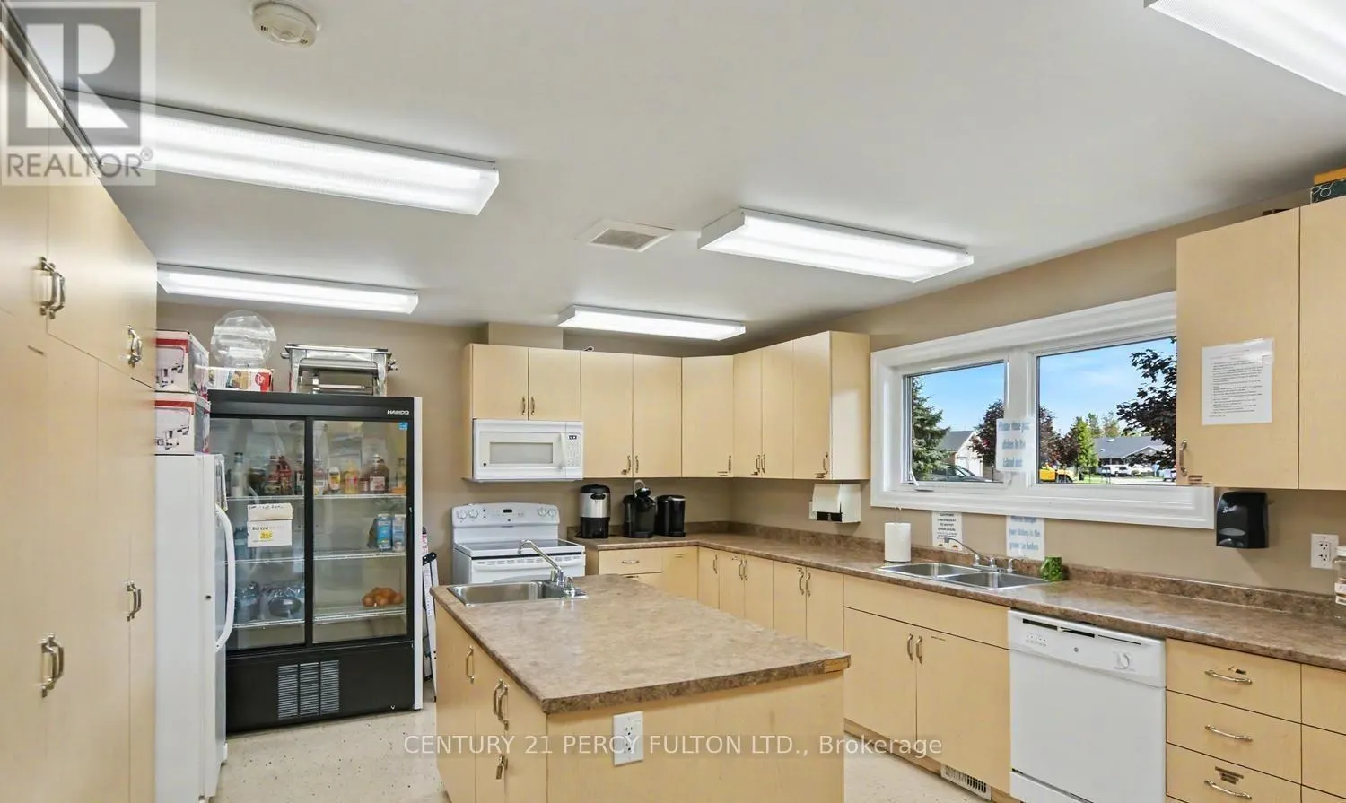 31 GREENWAY DRIVE