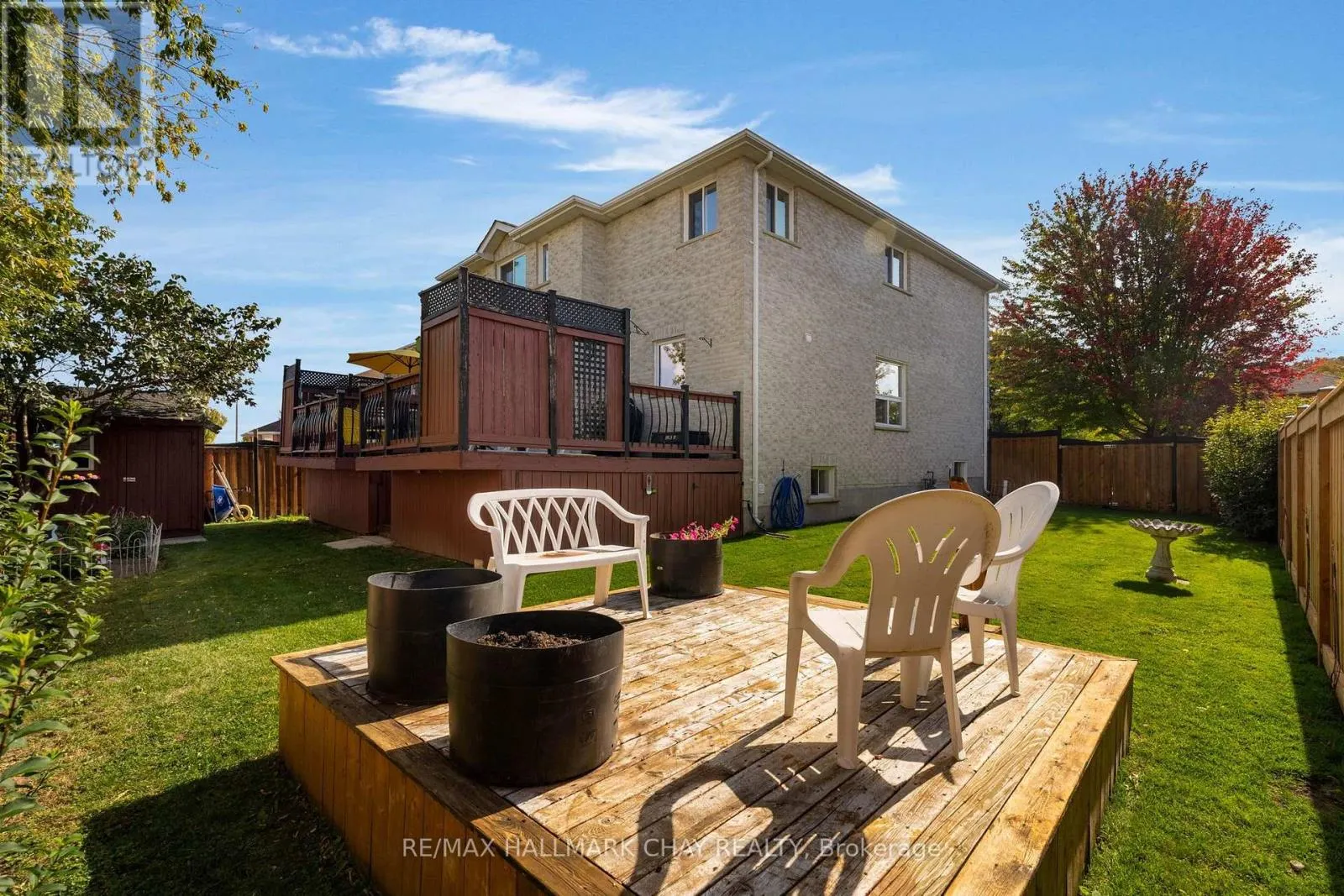 6 WHISPERING PINE PLACE